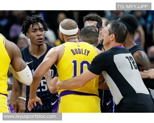 阿德巴约强调球队凝聚力每位球员明确角色提升速度与攻击力